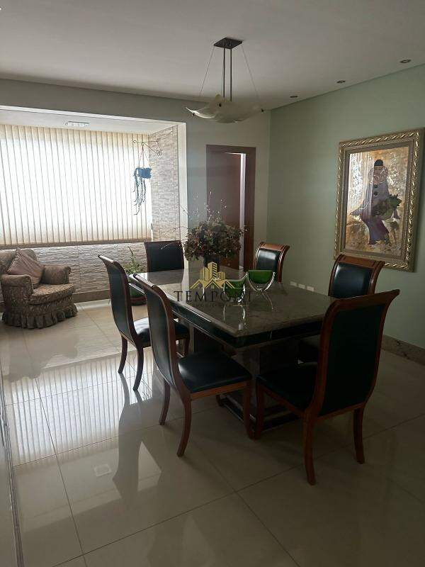 Apartamento à venda no Santa Cruz: 