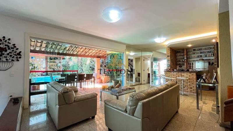 Casa à venda no Santa Lúcia: 