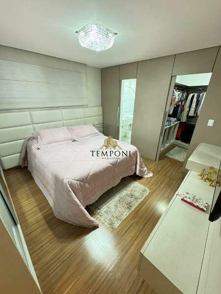 Apartamento à venda no Santa Cruz: 