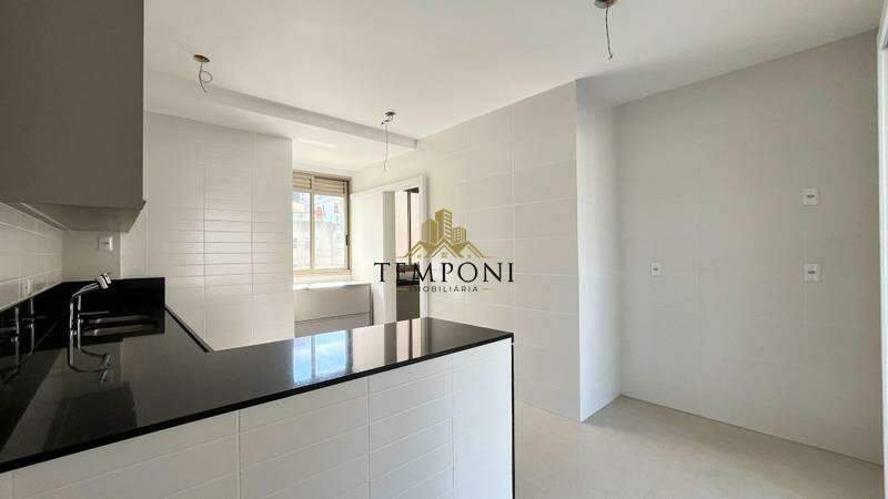 Apartamento à venda no Cruzeiro: 