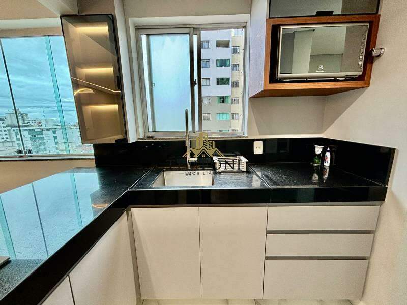 Apartamento à venda no Manacás: 