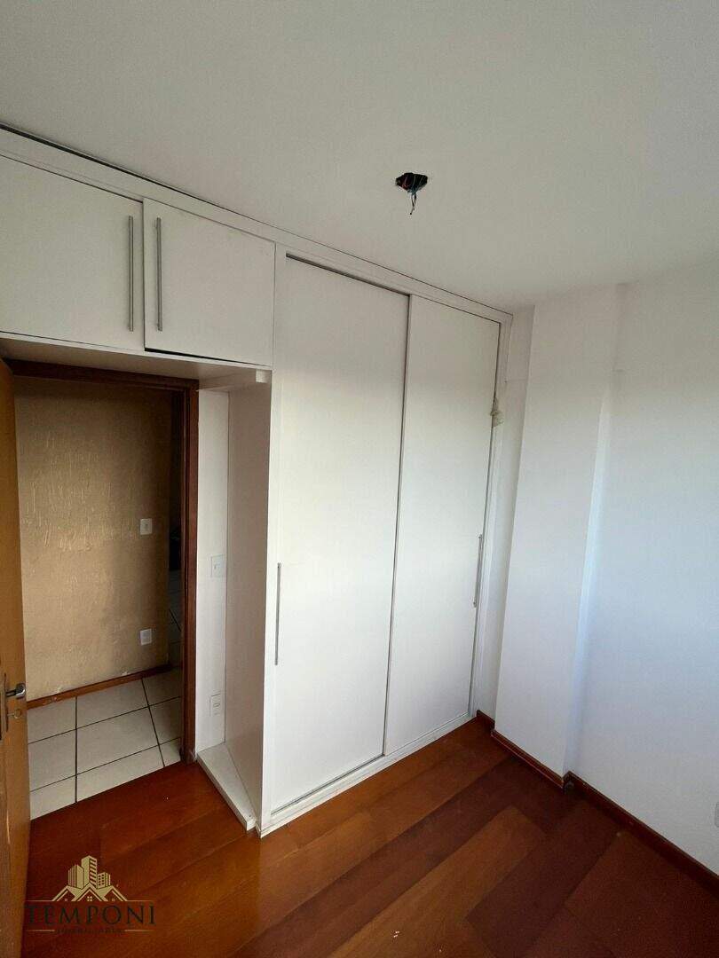 Sala para aluguel no Centro: 
