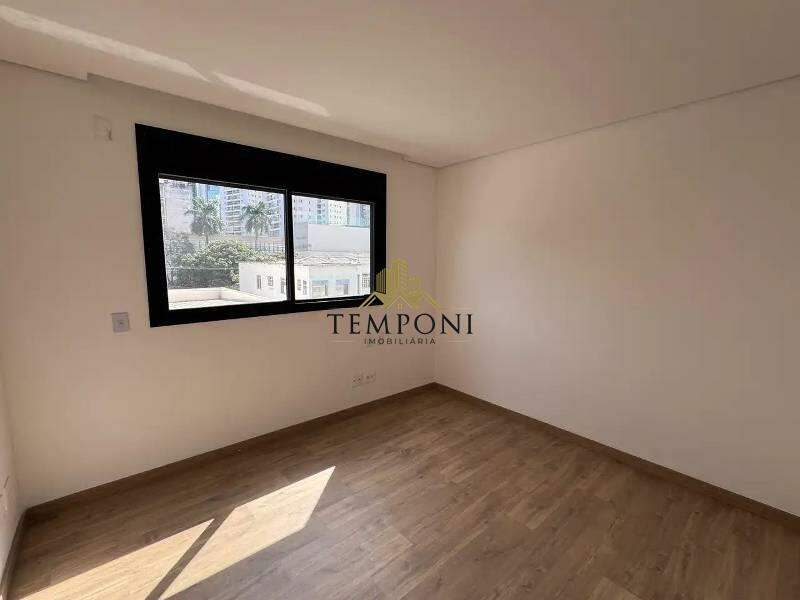 Apartamento à venda no Lourdes: 