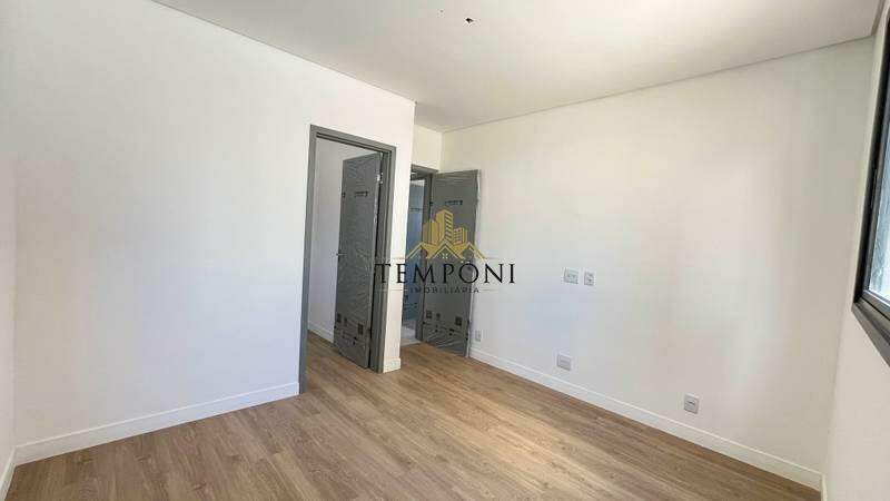 Apartamento à venda no Prado: 