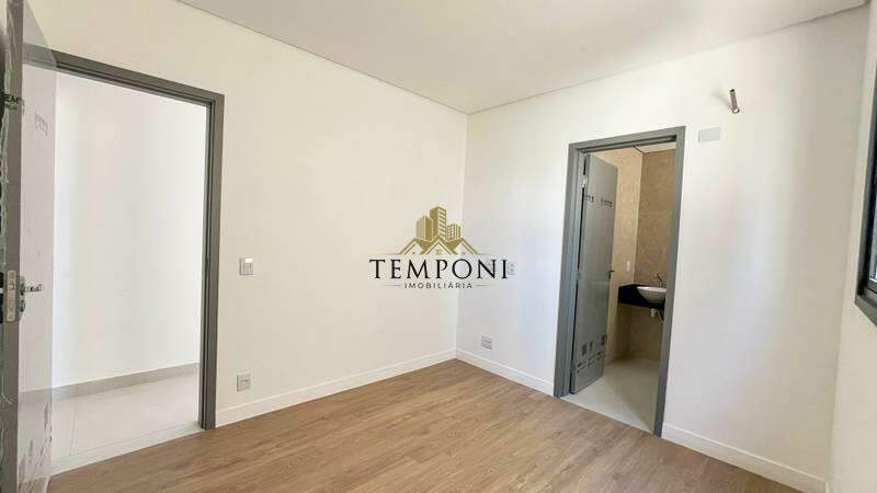 Apartamento à venda no Prado: 