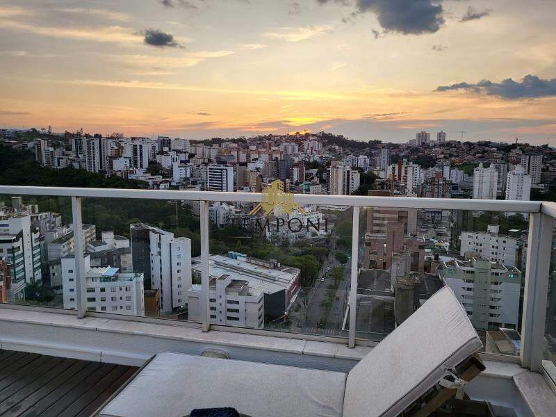 Cobertura à venda no Buritis: 