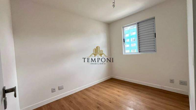 Apartamento à venda no Sagrada Família: 