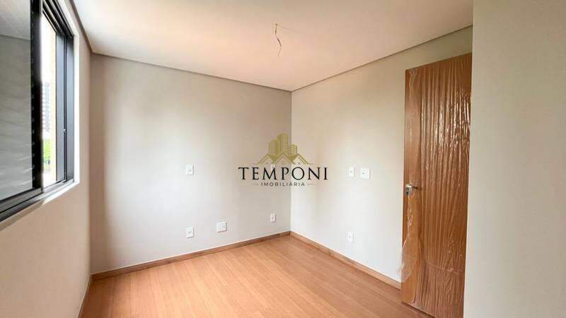 Apartamento à venda no Funcionários: 