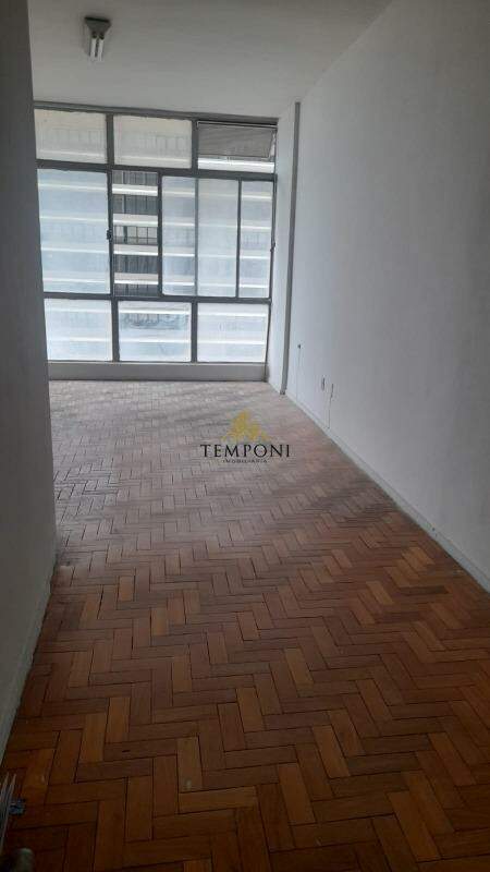 Sala para aluguel no Centro: 