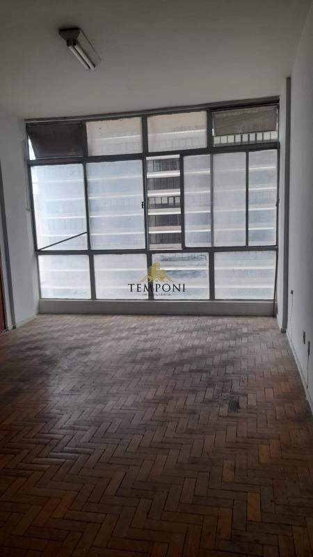 Sala para aluguel no Centro: 