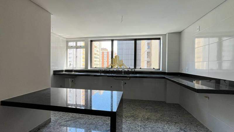 Apartamento à venda no Lourdes: 