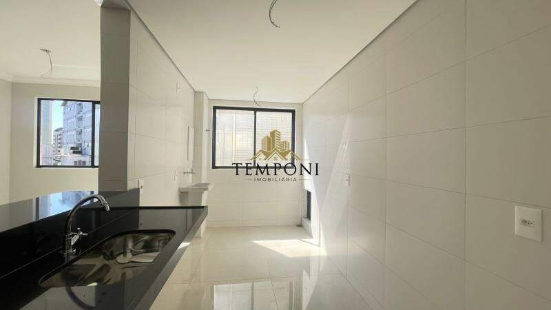 Apartamento à venda no Funcionários: 