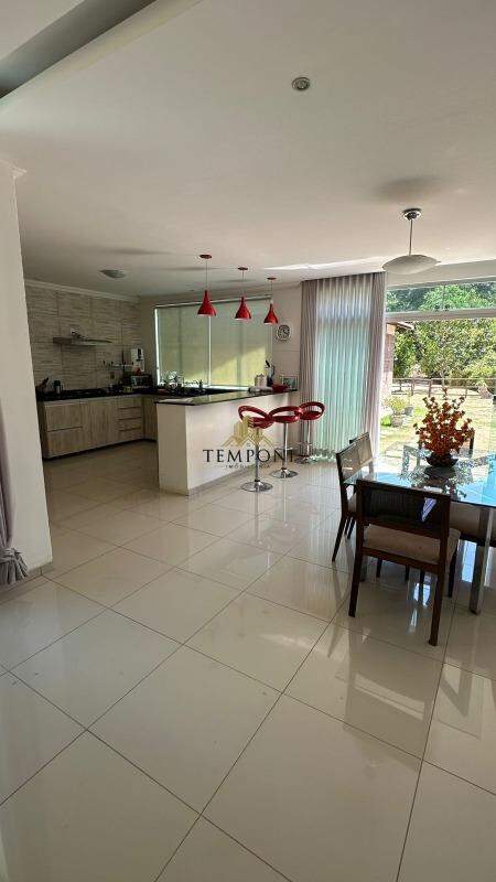 Casa em condomínio à venda no Vale do Tamanduá: 