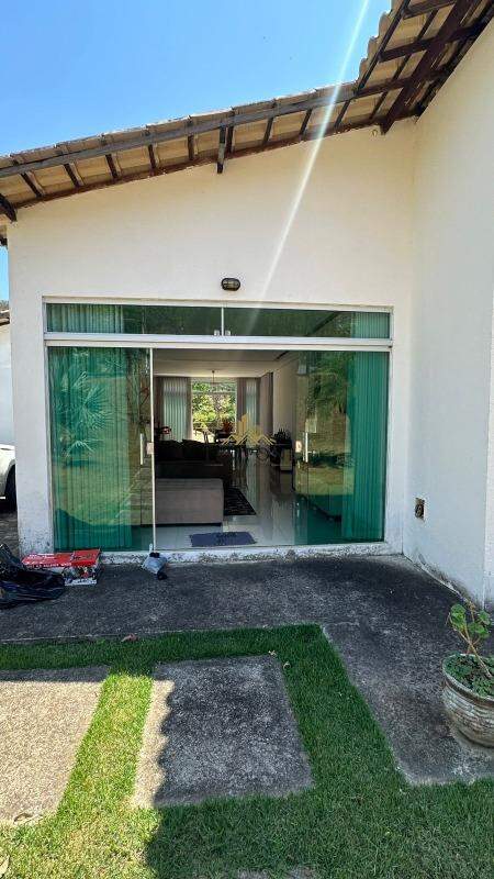 Casa em condomínio à venda no Vale do Tamanduá: 