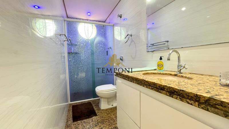 Casa à venda no Planalto: 