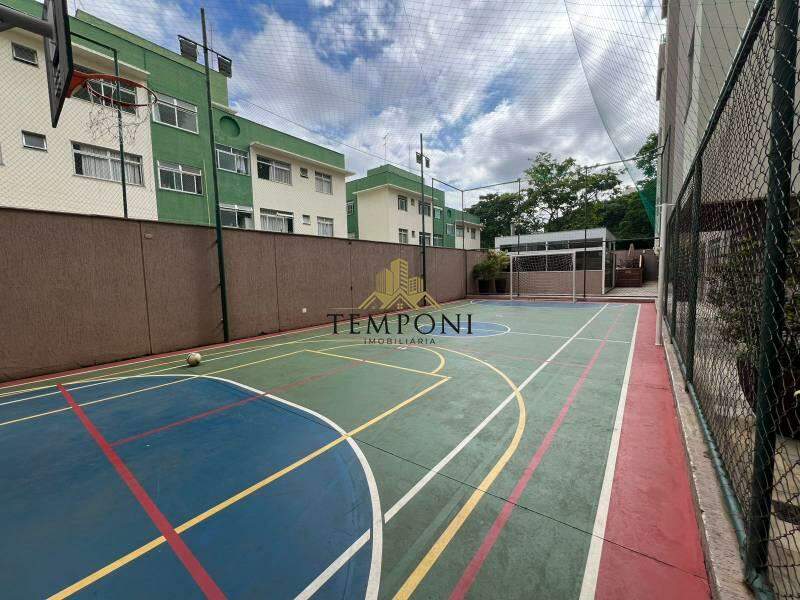 Apartamento à venda no Fernão Dias: 