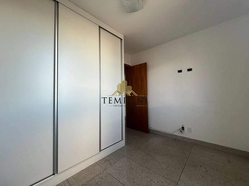 Apartamento à venda no Sagrada Família: 