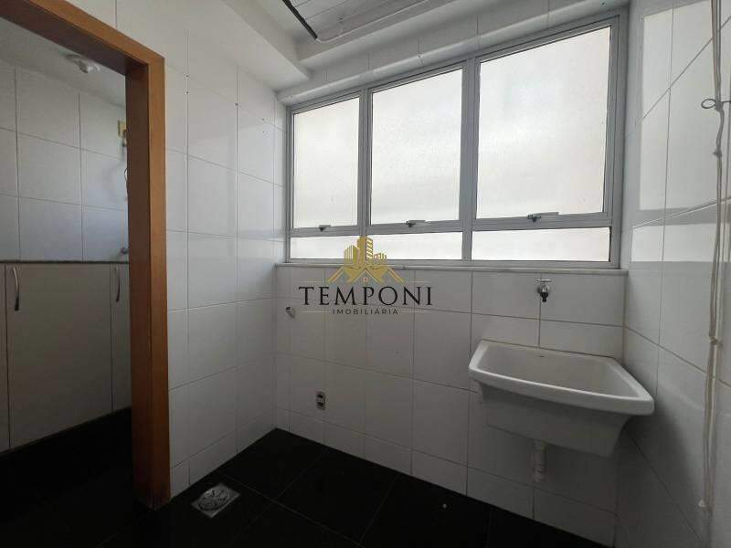 Apartamento à venda no Sagrada Família: 