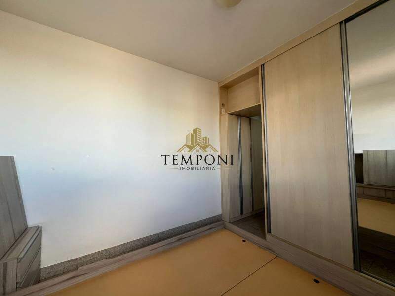 Apartamento à venda no Sagrada Família: 