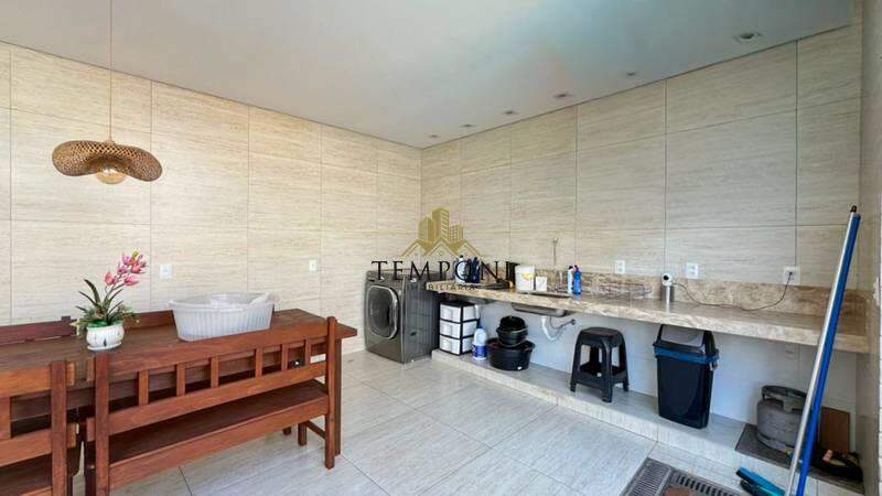 Casa à venda no Alto Barroca: 