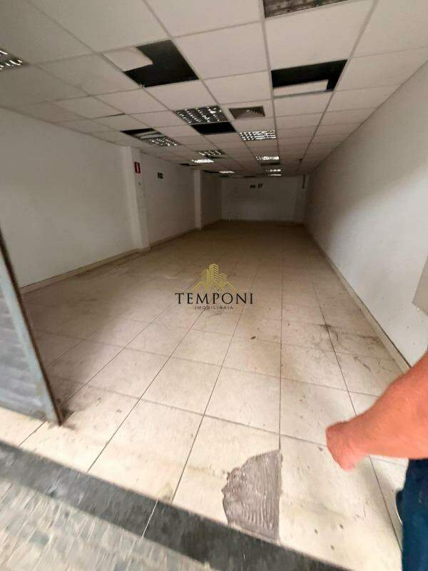 Loja para aluguel no Funcionários: 