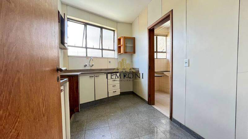 Apartamento à venda no Cruzeiro: 