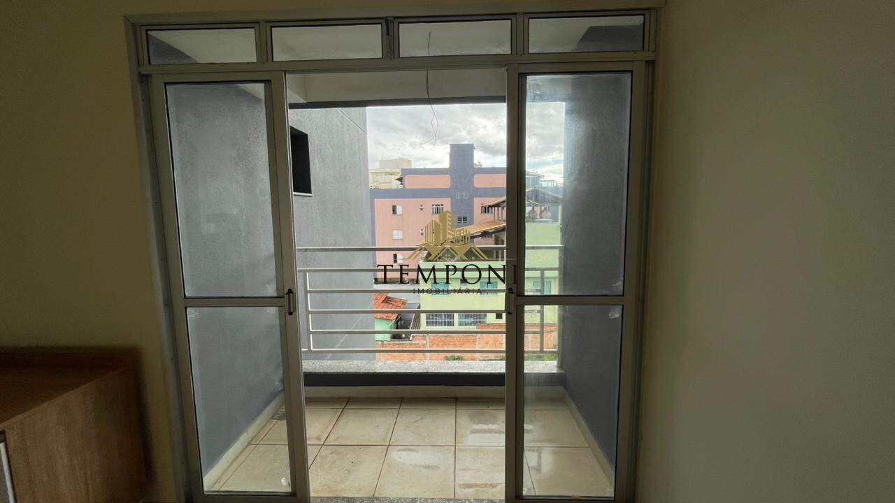 Apartamento para aluguel no Fernão Dias: 