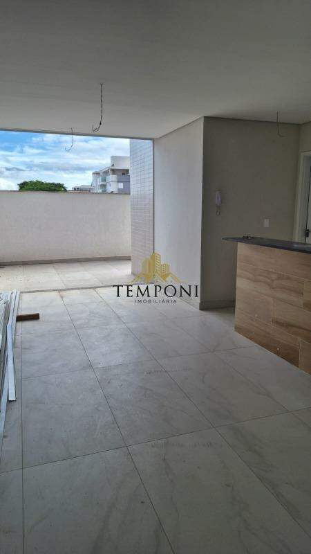 Área privativa à venda no Itapoã: 
