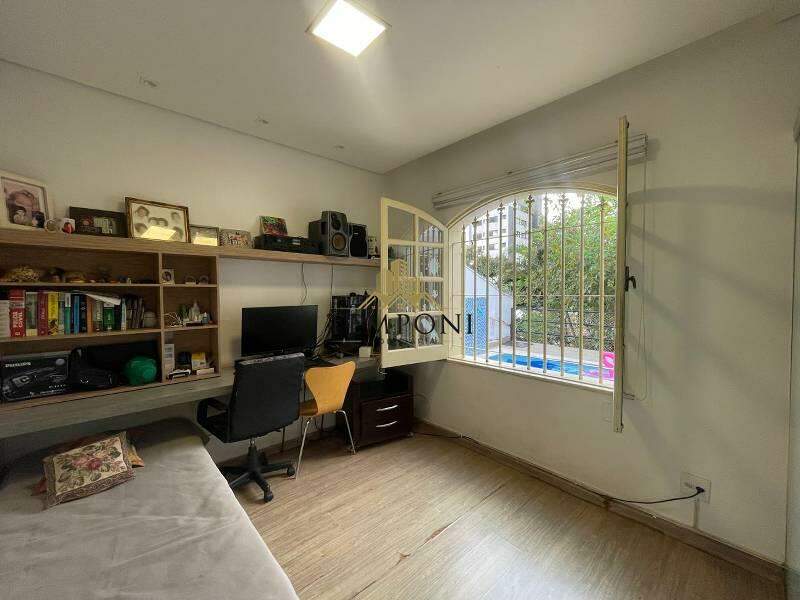 Casa à venda no Santa Lúcia: 