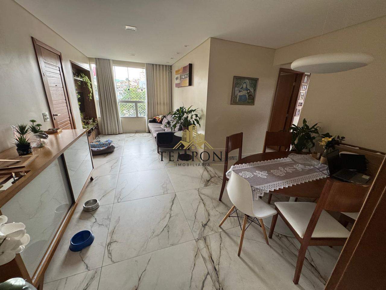 Apartamento à venda no Graça: 
