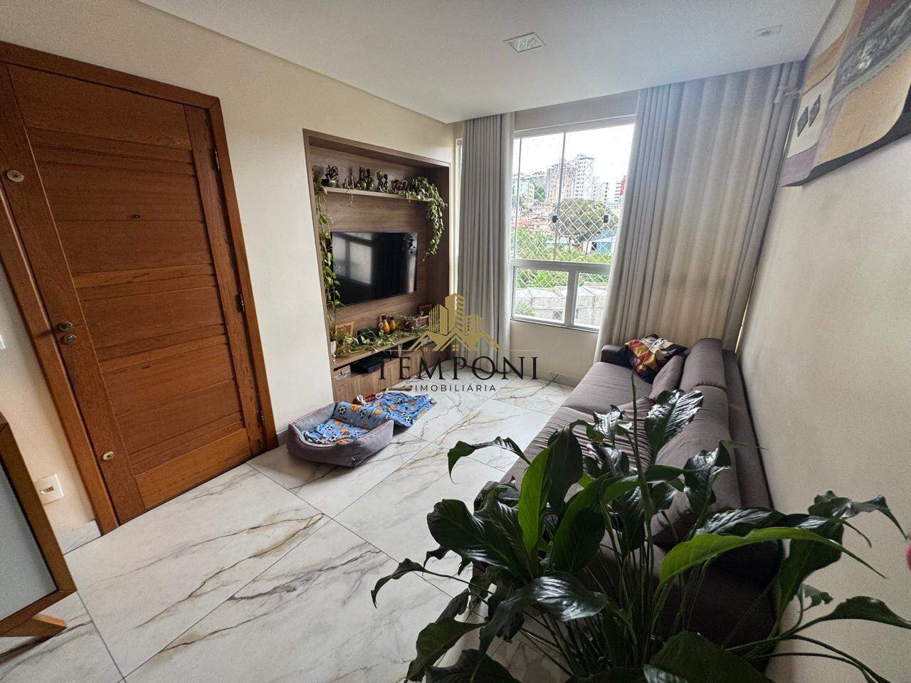 Apartamento à venda no Graça: 