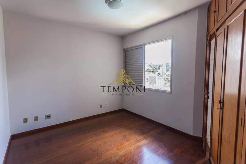 Apartamento à venda no Santo Antônio: 