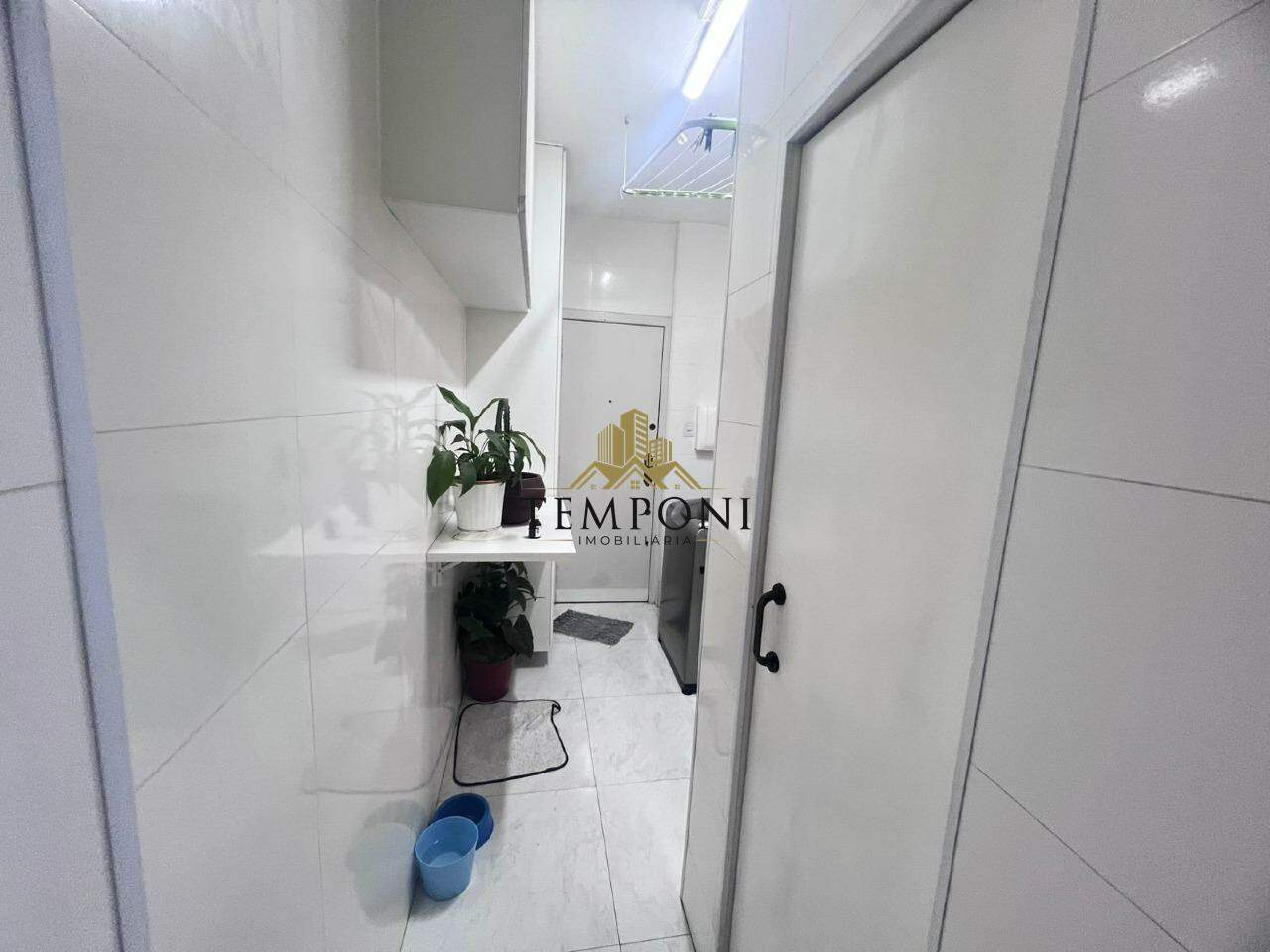 Apartamento à venda no Sagrada Família: 