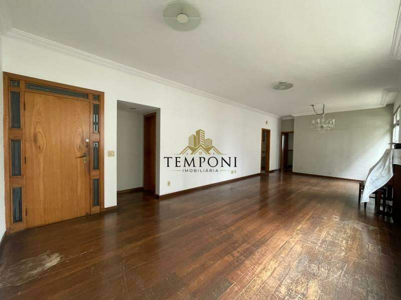 Apartamento à venda no Funcionários: 