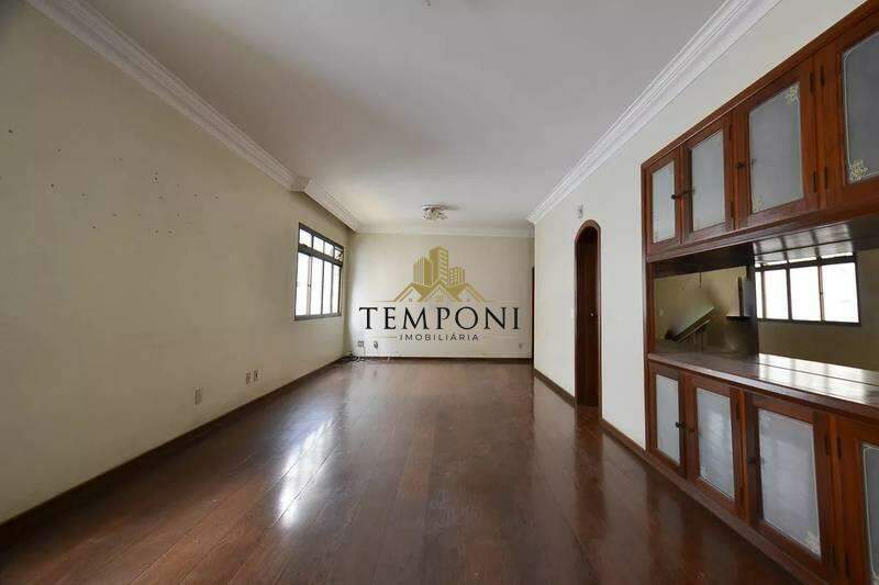 Apartamento à venda no Funcionários: 