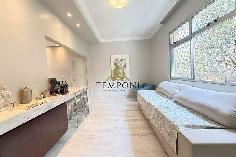 Apartamento à venda no Cruzeiro: 