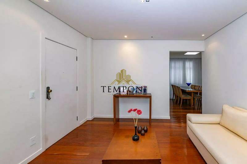 Apartamento à venda no Coração de Jesus: 
