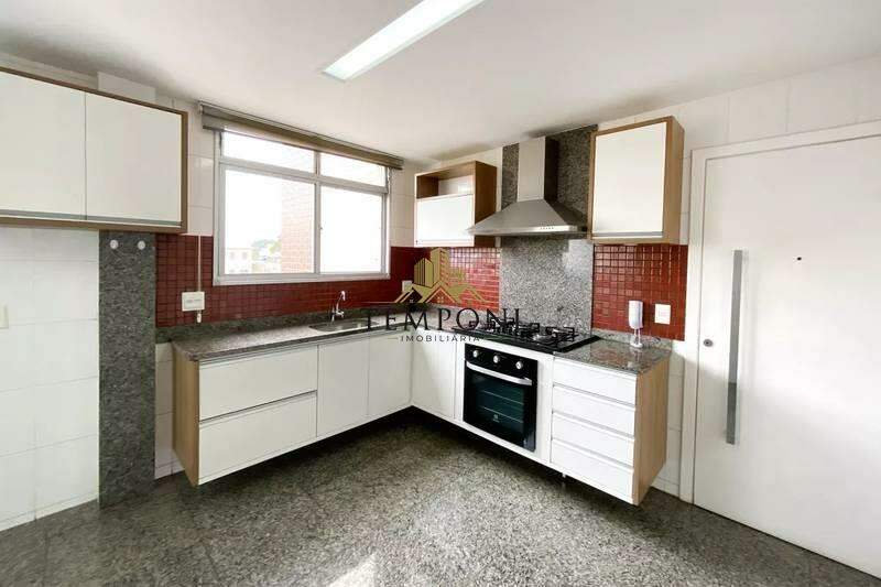 Apartamento à venda no Sagrada Família: 