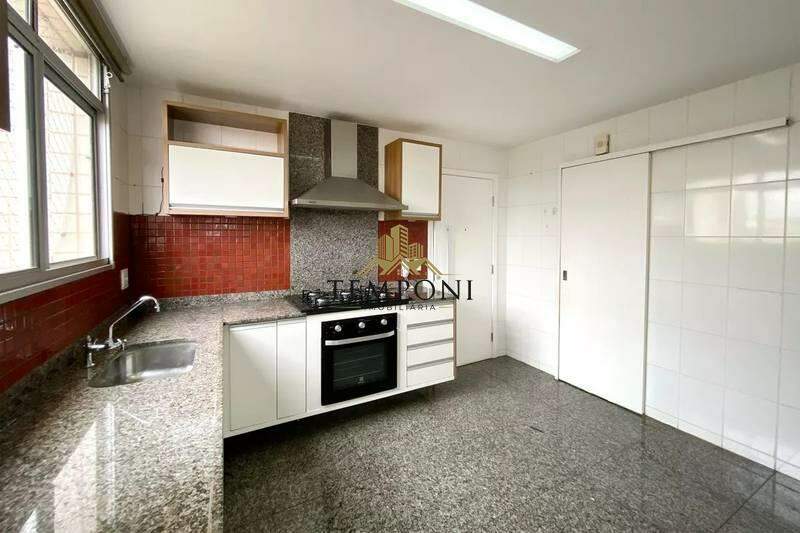 Apartamento à venda no Sagrada Família: 