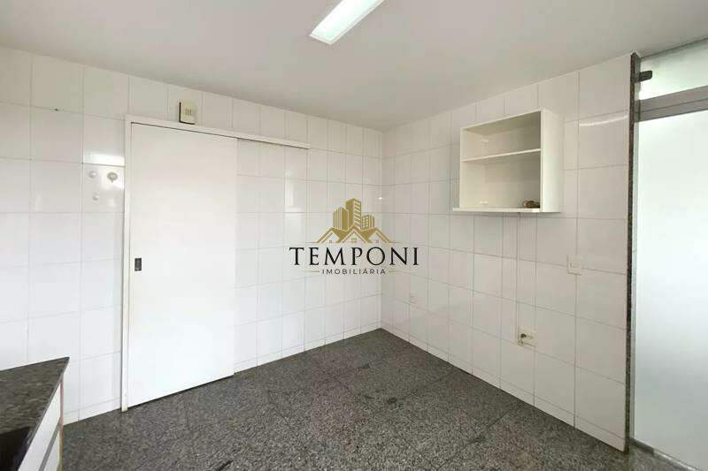 Apartamento à venda no Sagrada Família: 
