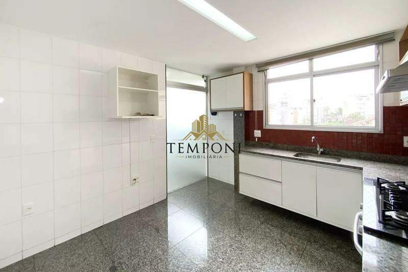 Apartamento à venda no Sagrada Família: 