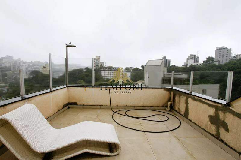 Cobertura à venda no Santa Lúcia: 