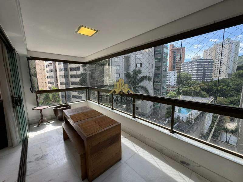 Apartamento à venda no Sion: 