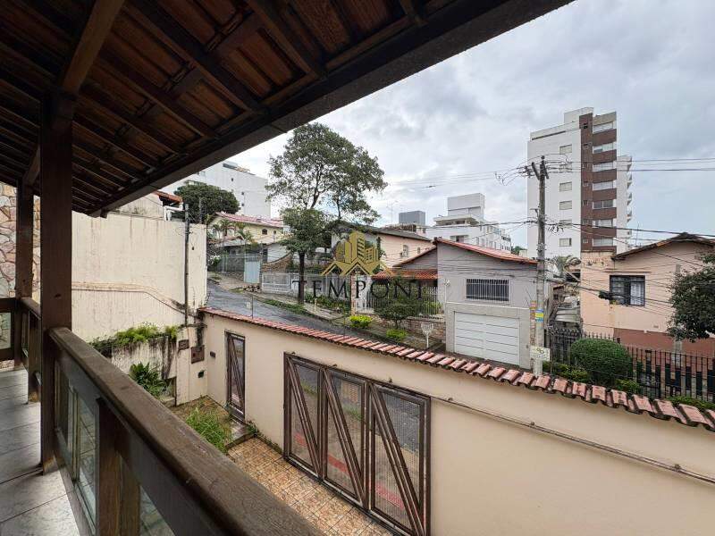 Casa à venda no Dona Clara: 
