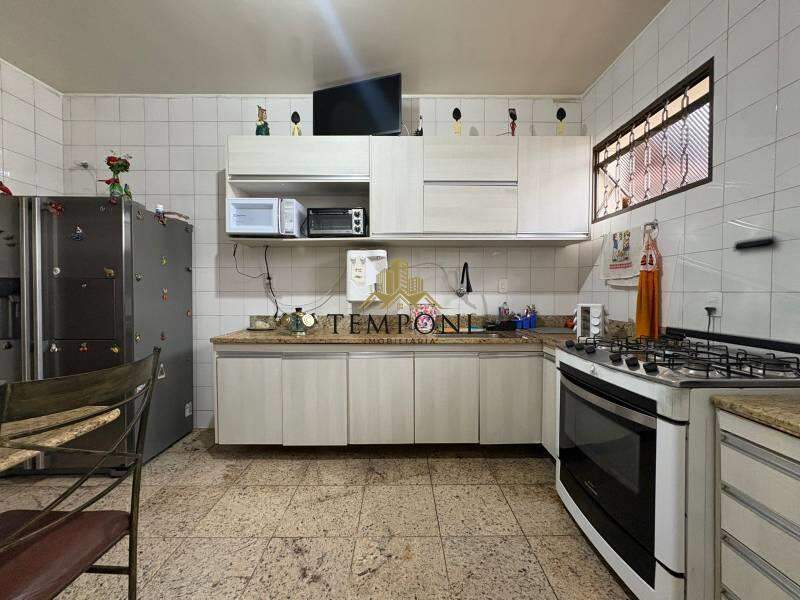 Casa à venda no Dona Clara: 