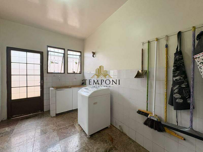 Casa à venda no Dona Clara: 