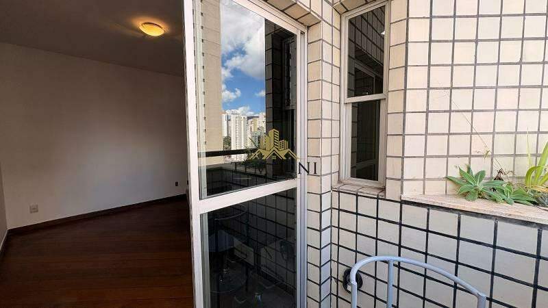 Apartamento à venda no Lourdes: 