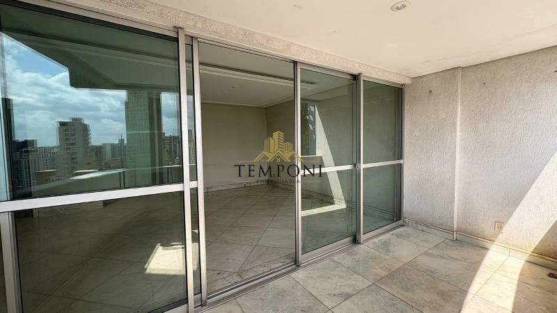 Apartamento à venda no Lourdes: 