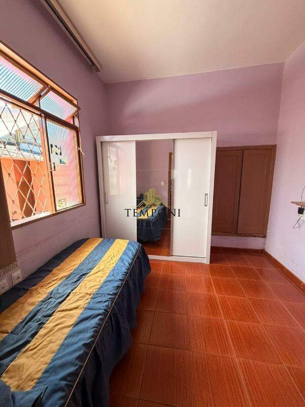 Casa à venda no Carlos Prates: 