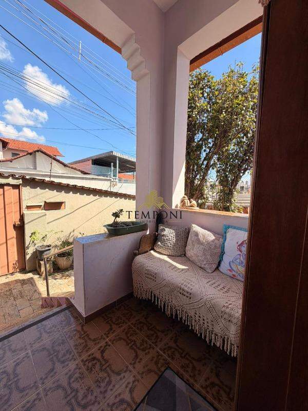 Casa à venda no Carlos Prates: 
